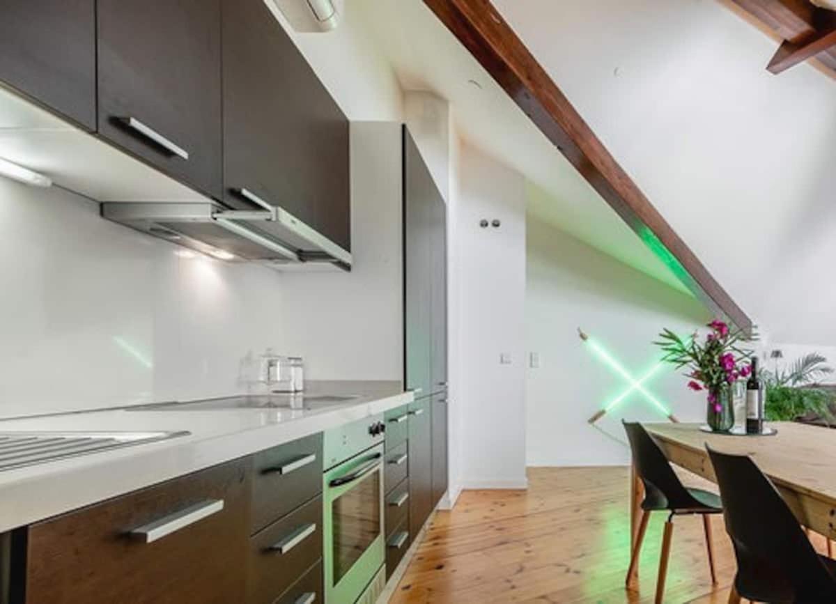 Apartamento Downtown - Chiado & Me 2 *